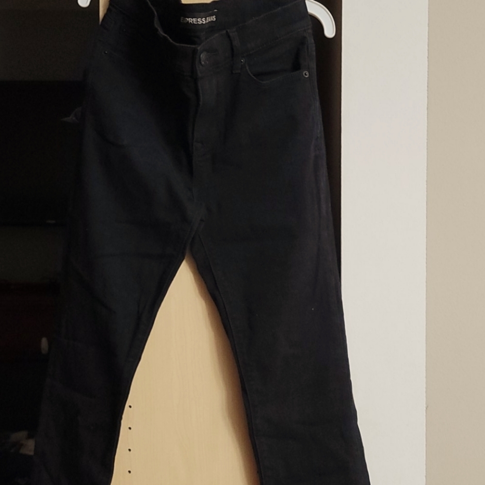 Stretchy pants